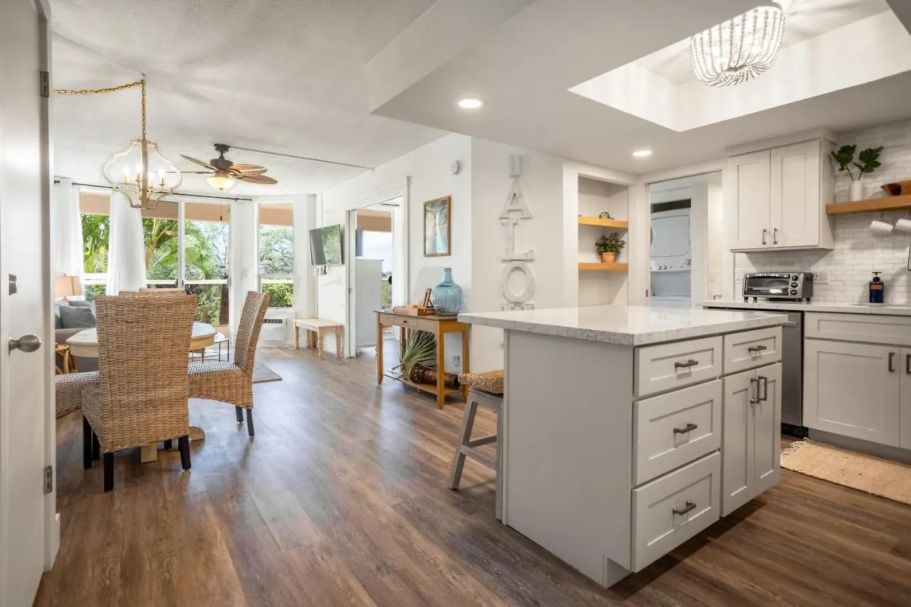 Top 10 Pick! Walk To Beach, Shops, Dining And Pool Wailea