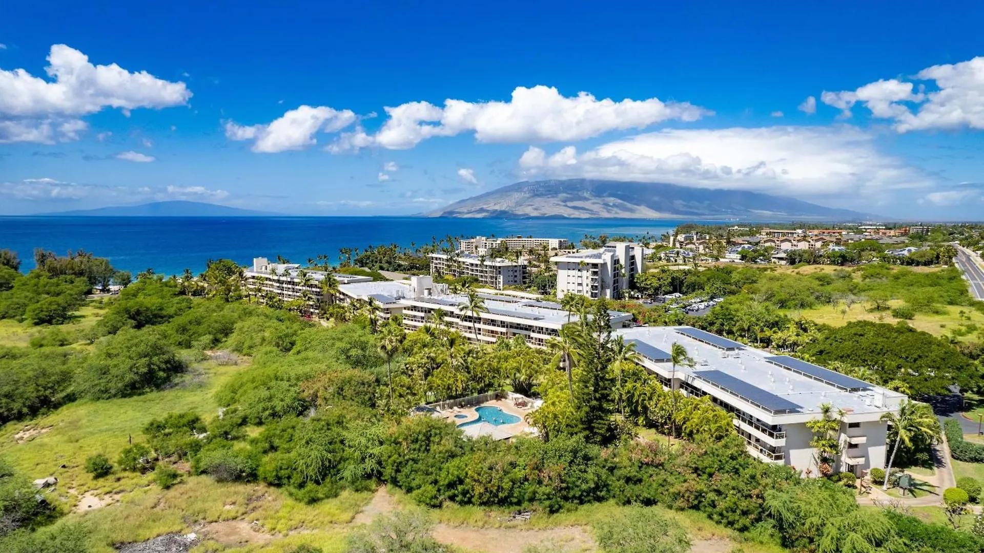 Aparthotel Top 10 Pick! Walk To Beach, Shops, Dining And Pool Wailea