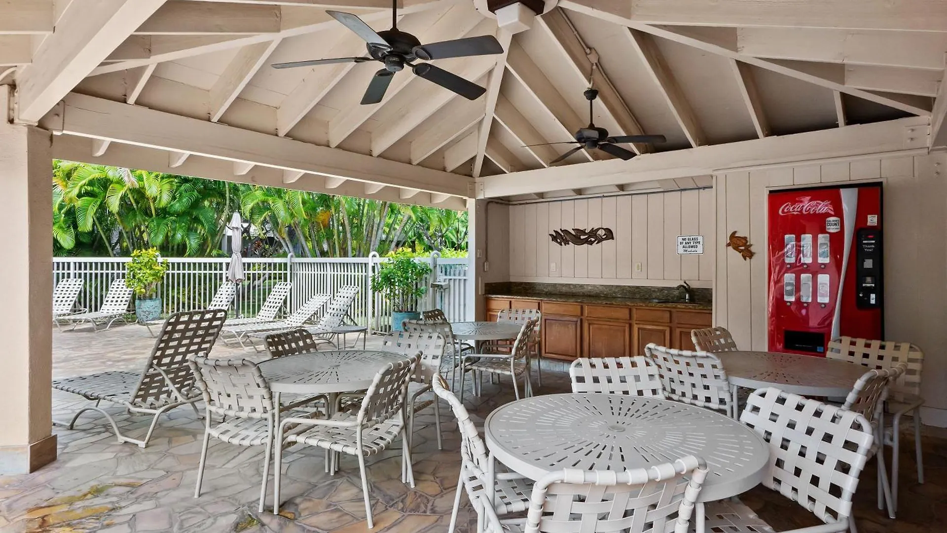 Top 10 Pick! Walk To Beach, Shops, Dining And Pool Wailea  Wailea (Maui)
